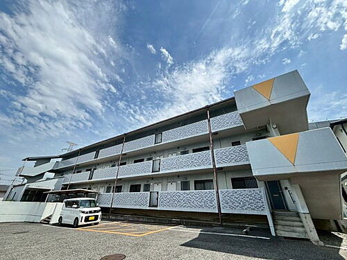 大阪府和泉市室堂町 3階建 築30年9ヶ月