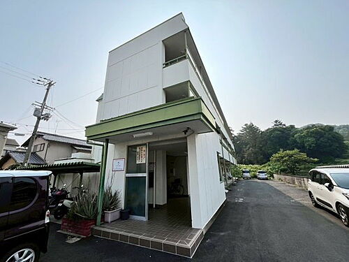 大阪府羽曳野市誉田６丁目 築43年11ヶ月 3階建