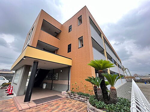 大阪府堺市東区日置荘田中町 3階建 築20年7ヶ月