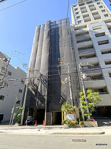 大阪府大阪市中央区内久宝寺町３丁目 築18年11ヶ月 9階建