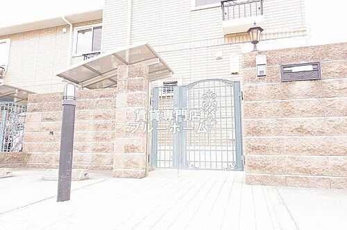 大阪府堺市北区長曽根町 テラスハウス