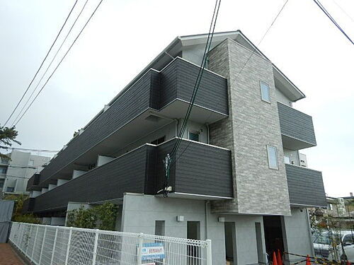 兵庫県神戸市東灘区住吉東町２丁目 築2年 3階建