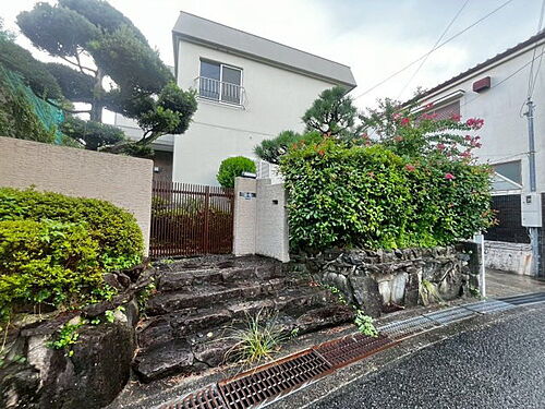 大阪府茨木市下穂積１丁目 賃貸一戸建て