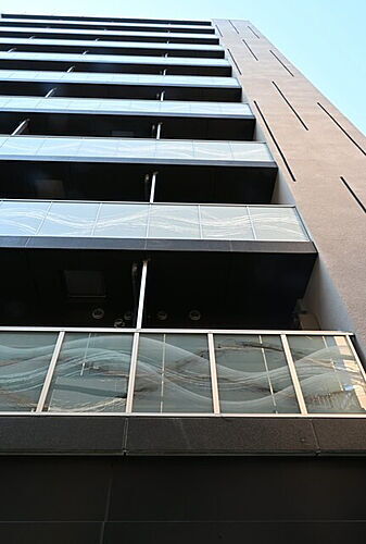 東京都中央区日本橋茅場町２丁目  10階建