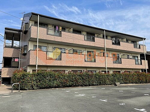 福岡県久留米市宮ノ陣５丁目 3階建 築28年8ヶ月