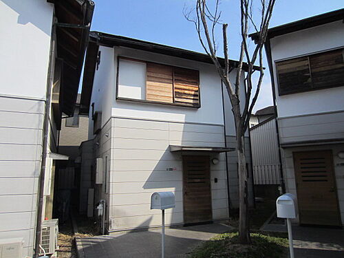 大阪府岸和田市別所町３丁目 築33年7ヶ月 2階建