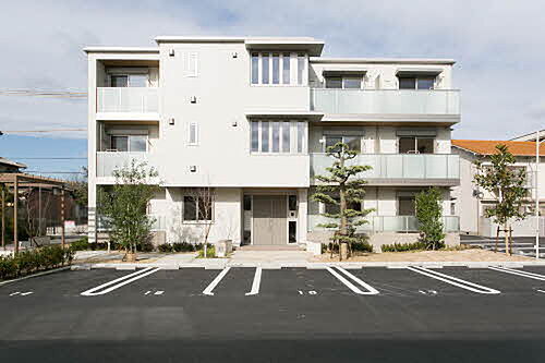 シャーメゾンＮＡＮＲＹＵ　Ｃ棟