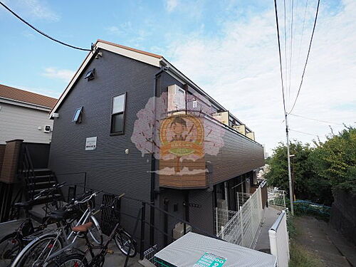 神奈川県横浜市保土ケ谷区月見台 2階建
