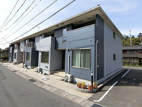 メゾン・アベニール 2階建
