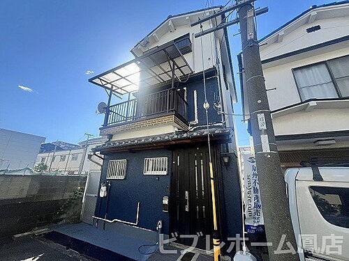 大阪府泉大津市池浦町１丁目 築59年5ヶ月 3階建