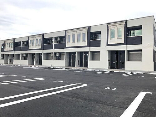 兵庫県加古川市東神吉町西井ノ口 築3年3ヶ月 2階建