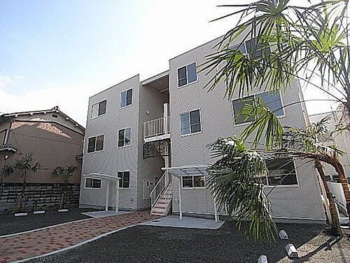 奈良県大和高田市礒野南町 築15年11ヶ月 3階建