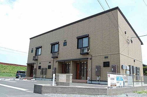 三重県四日市市西富田町 賃貸アパート