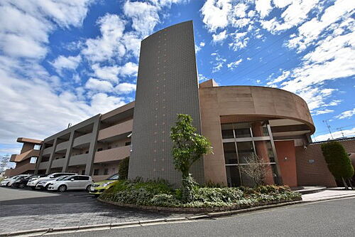 大阪府羽曳野市野々上１丁目 築25年1ヶ月 3階建