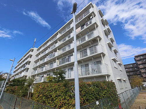 千葉県千葉市稲毛区稲毛東６丁目 築32年9ヶ月 5階建