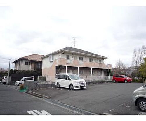 大阪府富田林市小金台２丁目 賃貸アパート