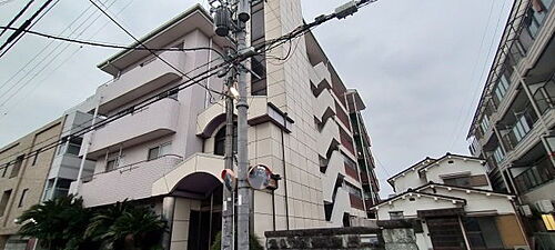 奈良県大和高田市西三倉堂１丁目 賃貸マンション