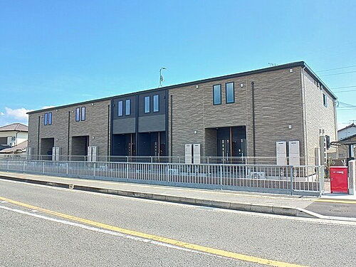 和歌山県岩出市山  2階建