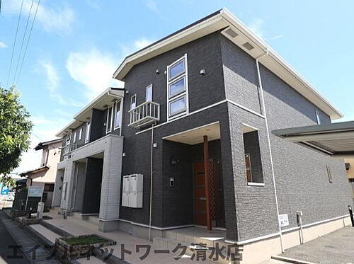 静岡県静岡市清水区渋川１丁目 2階建