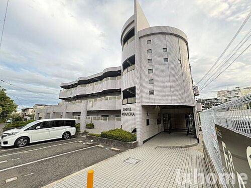大阪府茨木市北春日丘４丁目 賃貸マンション