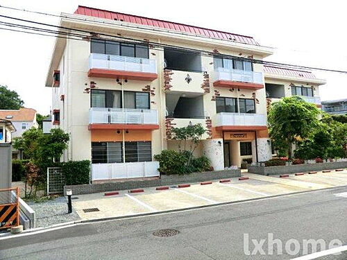 大阪府茨木市南春日丘３丁目 賃貸マンション