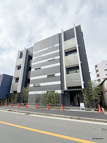 大阪府大阪市都島区都島中通３丁目  4階建