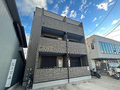 大阪府堺市堺区西湊町１丁 賃貸アパート