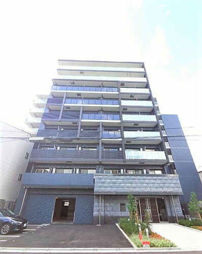 大阪府大阪市西区九条２丁目 9階建