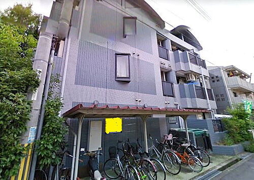 大阪府岸和田市土生町 3階建