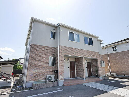 京都府木津川市吐師野間 2階建