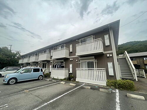 兵庫県神戸市北区山田町下谷上字芝 賃貸マンション