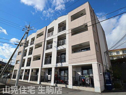 奈良県生駒市辻町 築19年4ヶ月 4階建