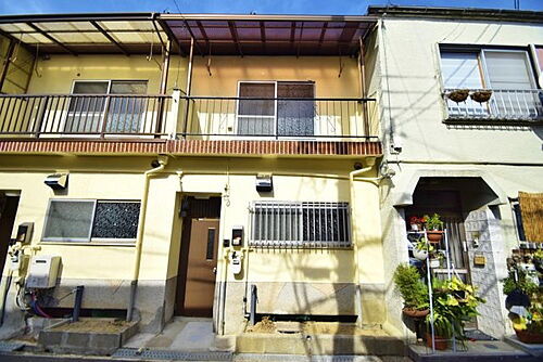 大阪府松原市高見の里５丁目 テラスハウス