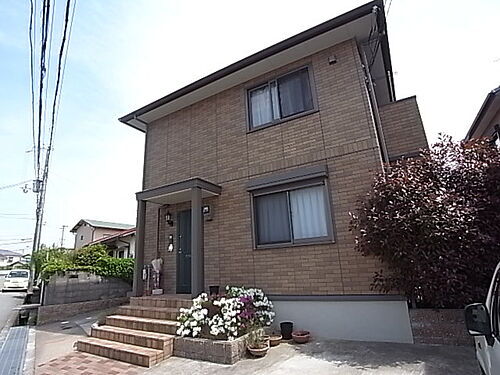 兵庫県三木市緑が丘町本町１丁目 テラスハウス