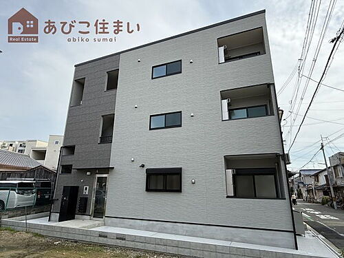 大阪府大阪市住吉区遠里小野６丁目  3階建