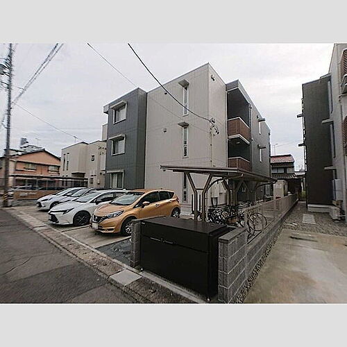 岐阜県岐阜市松鴻町２丁目 賃貸アパート