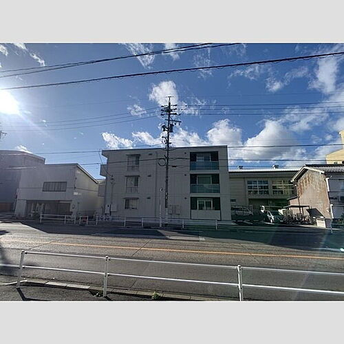 岐阜県岐阜市白山町２丁目 賃貸アパート