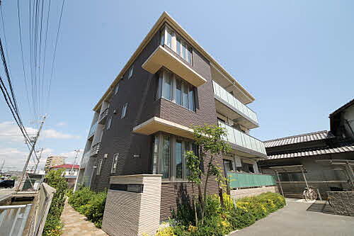 兵庫県加古川市加古川町平野 築11年4ヶ月 3階建