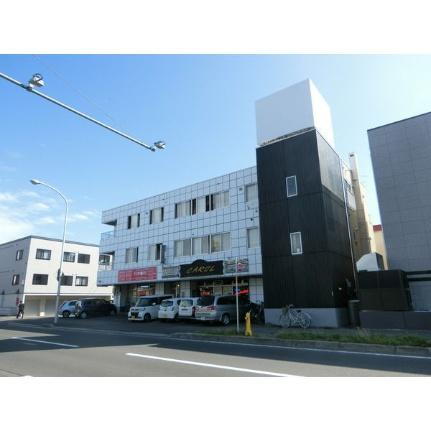 操ビル 3階建