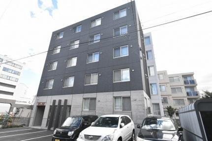 北海道札幌市豊平区月寒中央通７丁目 賃貸マンション
