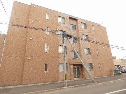 北海道札幌市白石区北郷三条３丁目 賃貸マンション