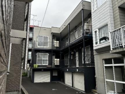 北海道札幌市手稲区手稲本町一条１丁目 3階建 築35年10ヶ月