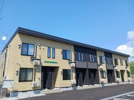 ビバ　ラポール 2階建