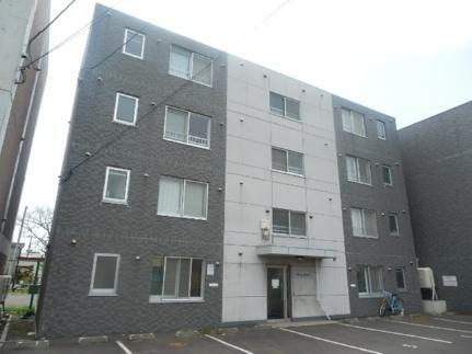 グローリーアンザイ 4階建