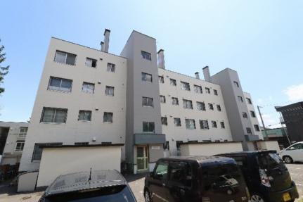 北海道札幌市白石区菊水元町三条１丁目 賃貸マンション