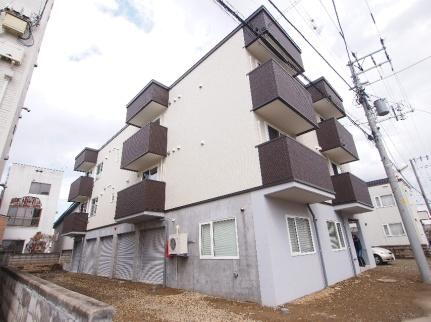 ＬｅｂｅｎーＵ 3階建