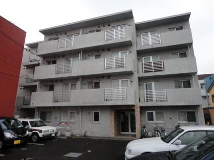 北海道札幌市東区北十一条東１３丁目 賃貸マンション
