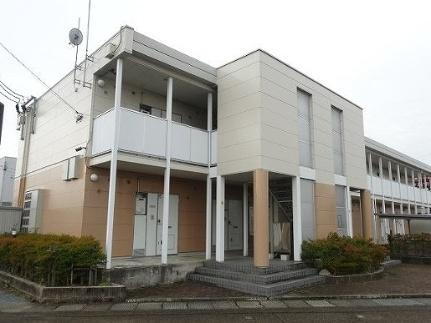 レオパレスフォンテーヌ 2階建