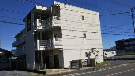 レオネクストコラッジョ 3階建