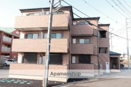 バードピア新田Ｃ棟 3階建